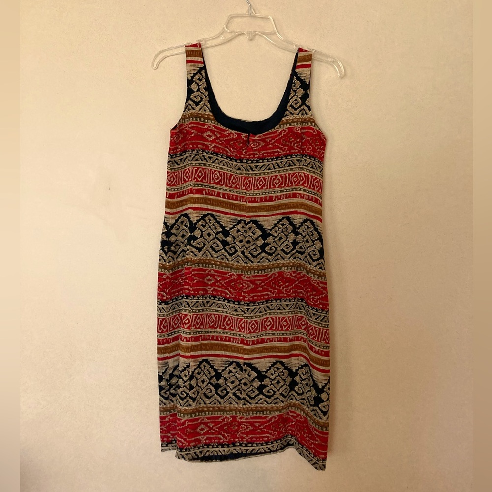 Gently used Jones New York shift dress size 10P knee length southwest print